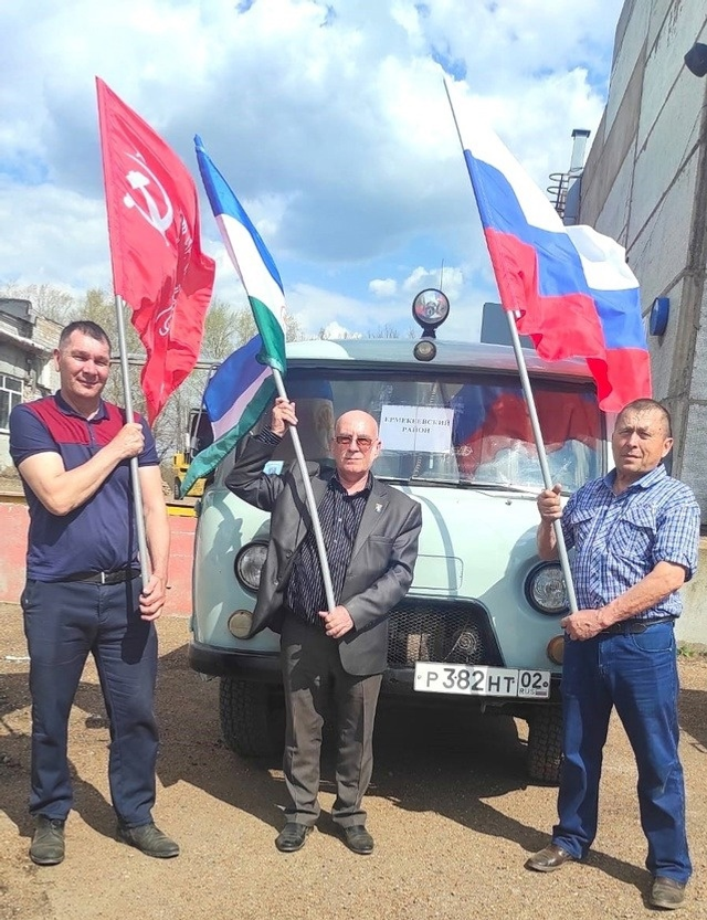 УАЗ «буханка» для солдат от местного фермера