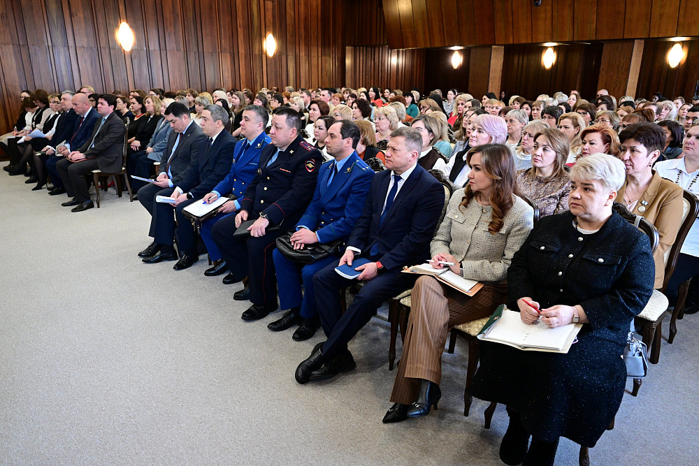 Встреча с заместителями директоров школ по воспитательной работе