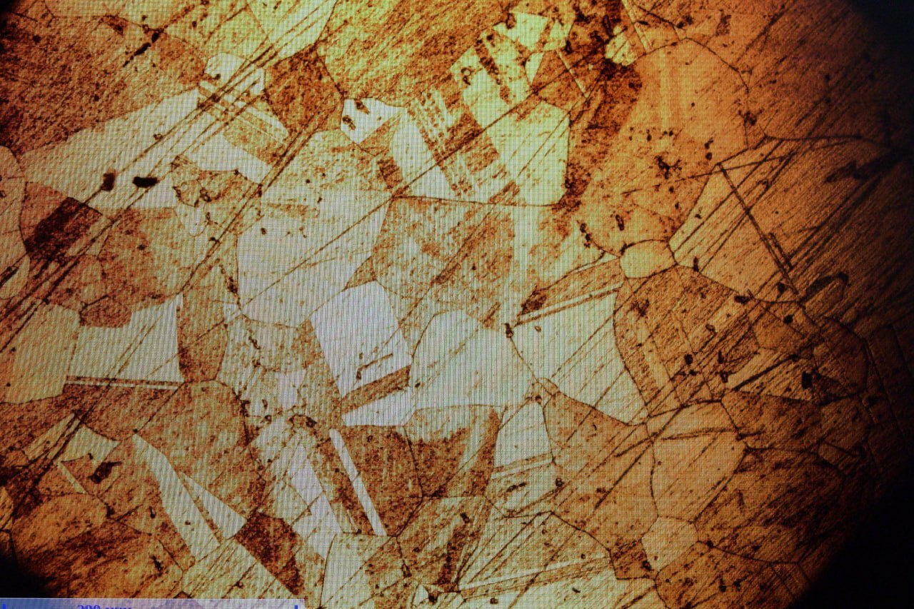 Вуз-резидент межвузовского кампуса открыл современную лабораторию металловедению