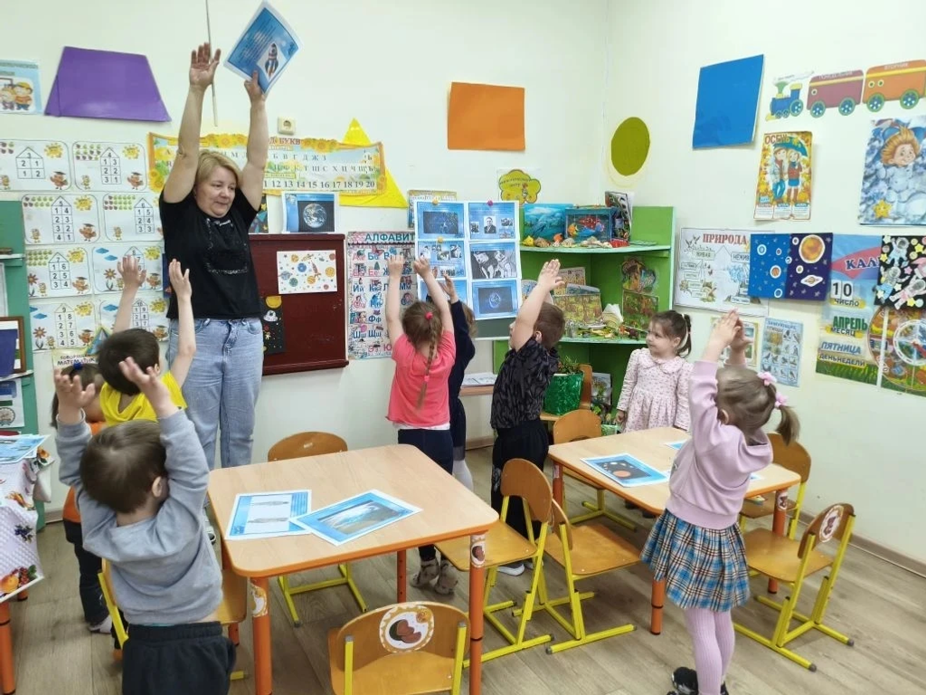 Ко Дню космонавтики