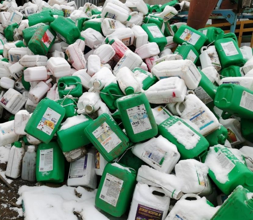 Утилизация тары из-под пестицидов.