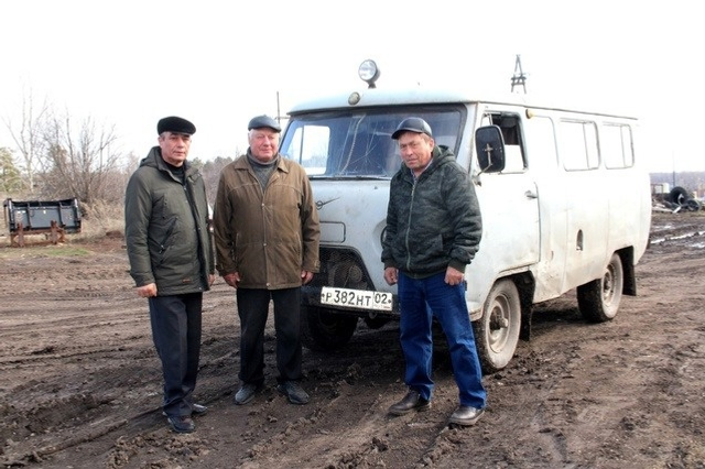 УАЗ «буханка» для солдат от местного фермера