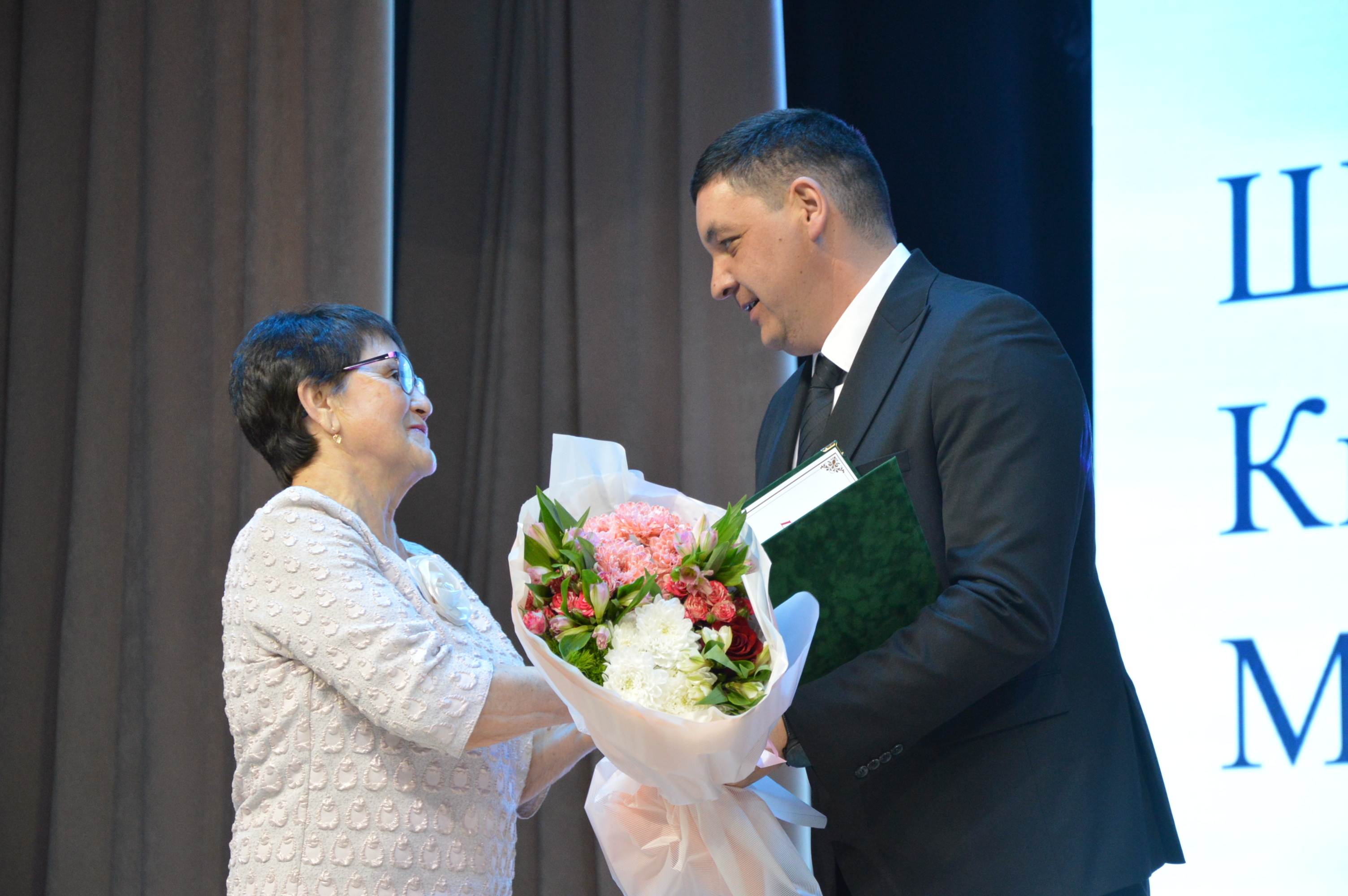 Весенний праздник в Ермекеево: тепло, творчество и признательность