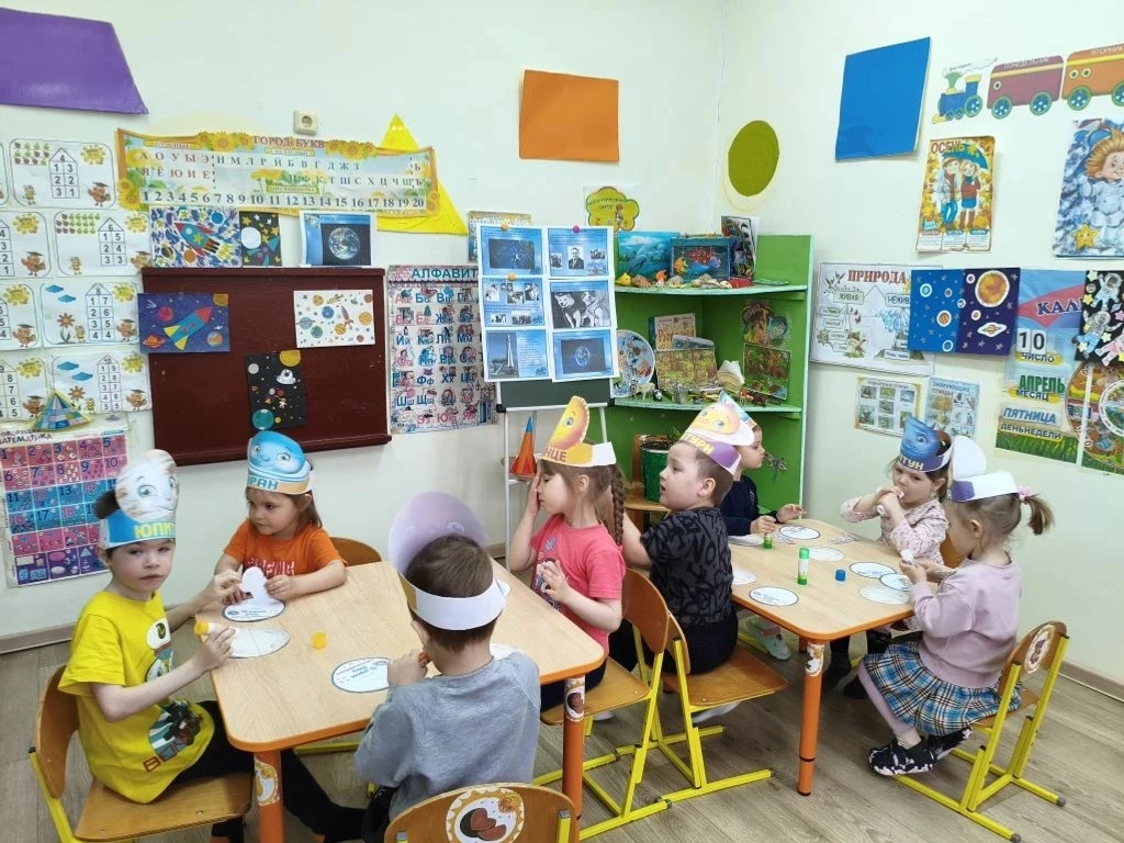 Ко Дню космонавтики