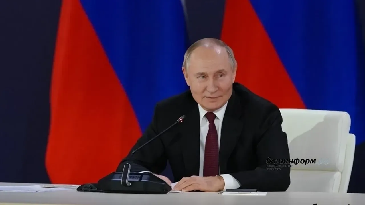 «Зеленые береты» на страже Родины: Владимир Путин поздравил пограничников