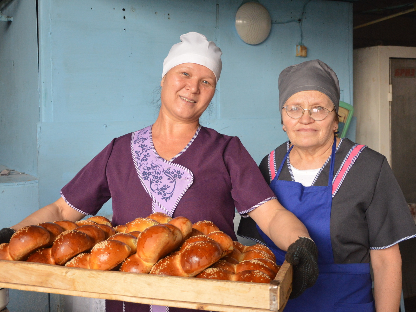 Без хлеба нет песни