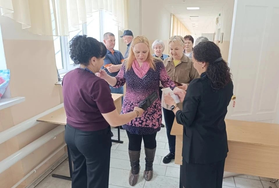 Ермекеевские родители попробовали ЕГЭ на себе