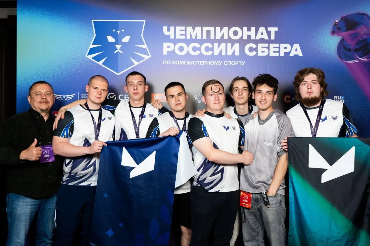 Межвузовская команда стала серебряным призёром Чемпионата России по киберспорту