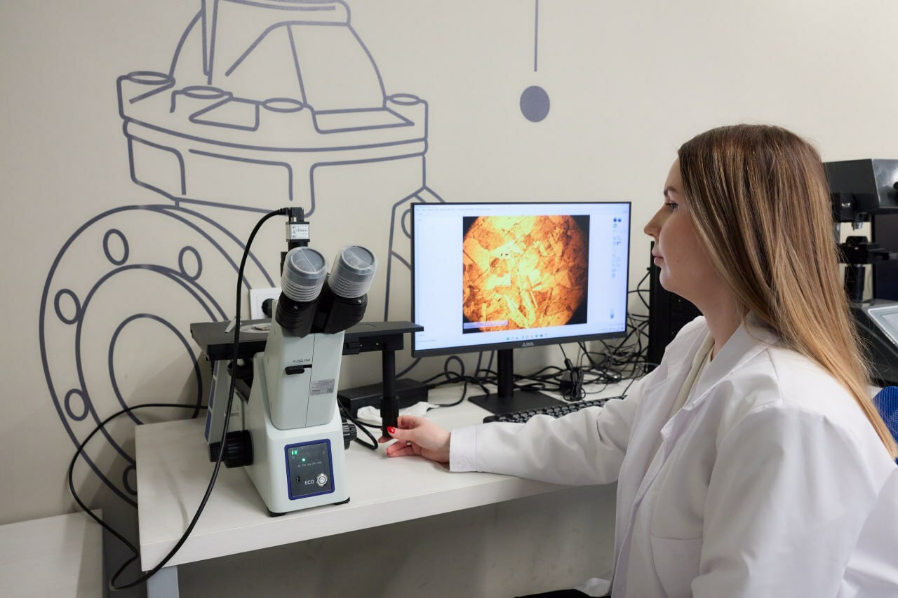 Вуз-резидент межвузовского кампуса открыл современную лабораторию металловедению