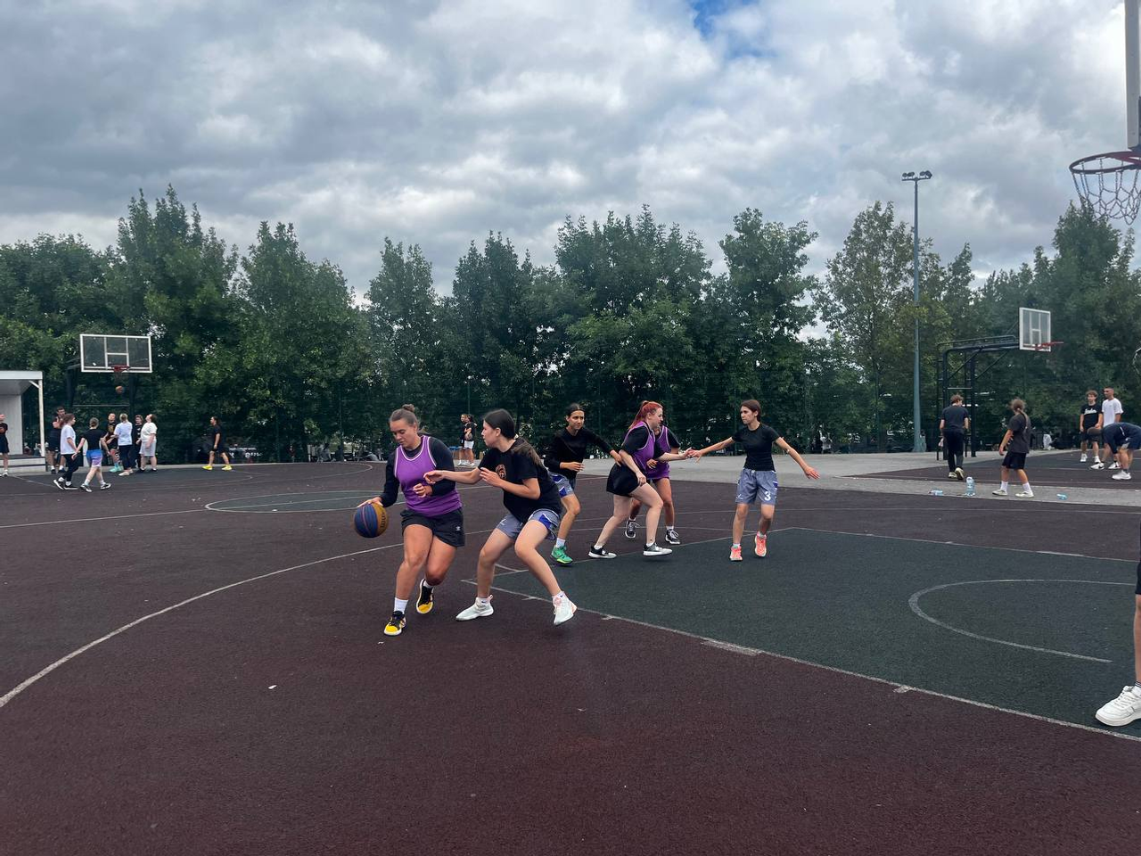 В Уфе в рамках фестиваля здоровья и туризма состоялся «Баскет НА РАХАТЕ»