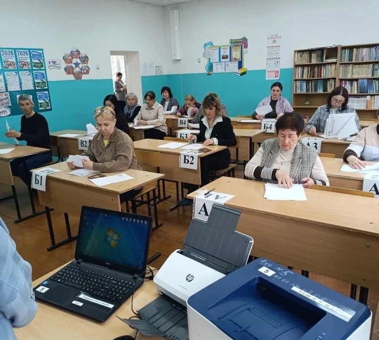 Ермекеевские родители попробовали ЕГЭ на себе