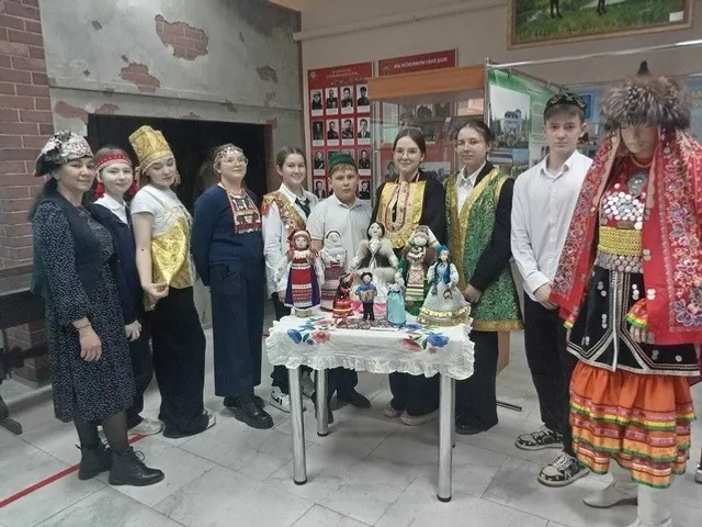 Этно-путешествие “Национальный костюм – наследие моего народа”