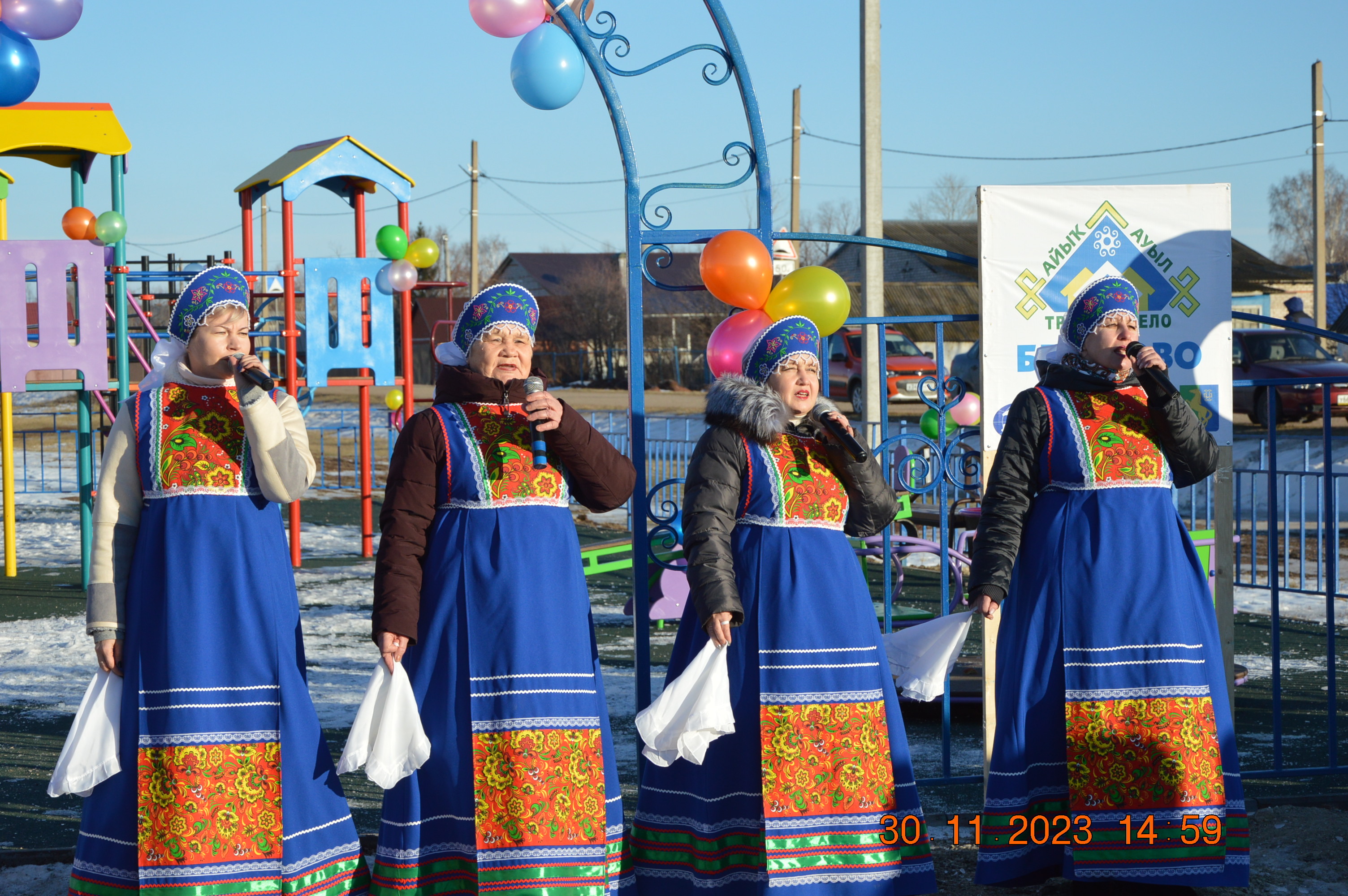 В селе Бекетово Ермекеевского района состоялось торжественное открытие детско-спортивной площадки.