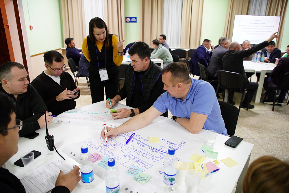 Радий Хабиров обсудил развитие городов и районов с главами муниципалитетов