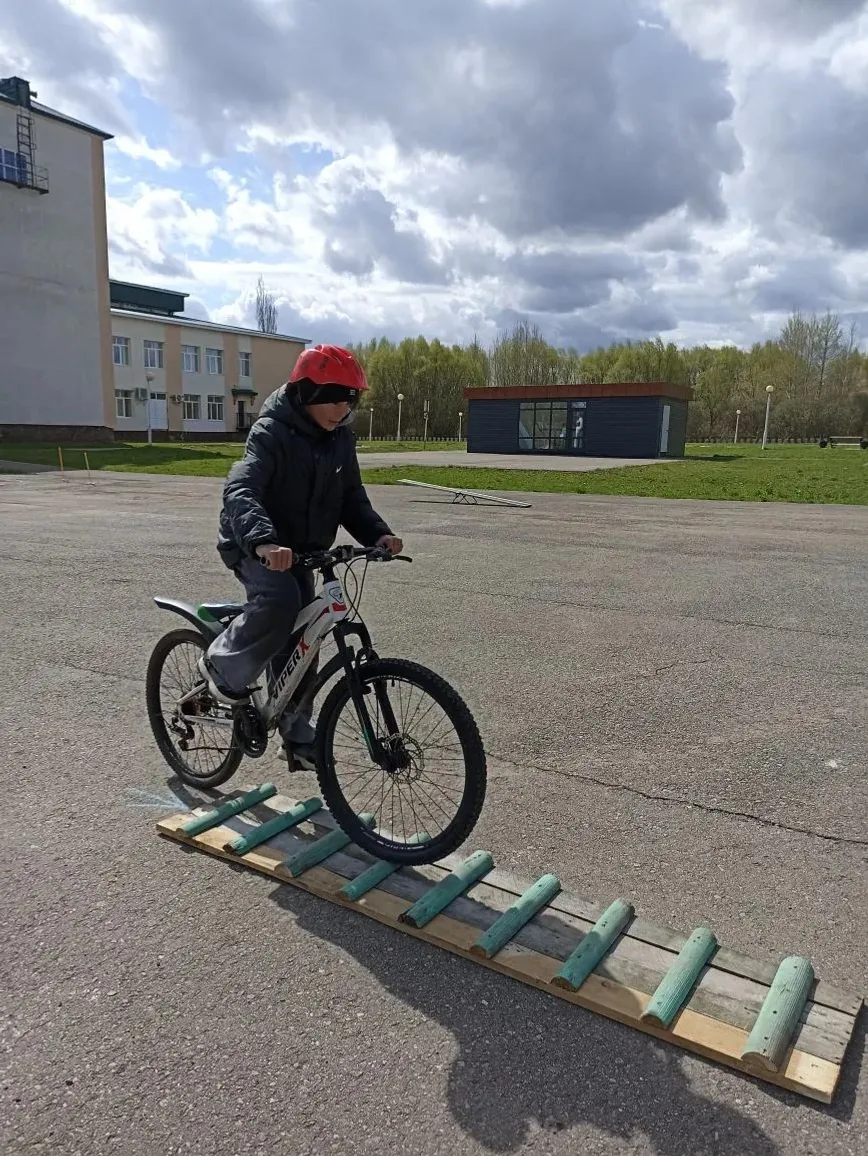 Юные инспекторы движения проверили свои знания
