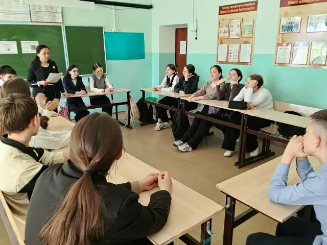 Фронт и тыл едины: как Ермекеевская школа помнит героев войны